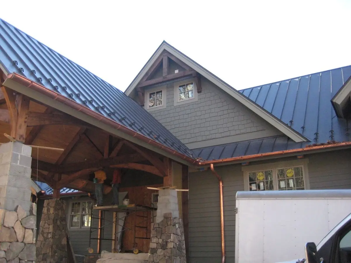 Craftsman Roofing team delivering quality roofing work in South San Gabriel